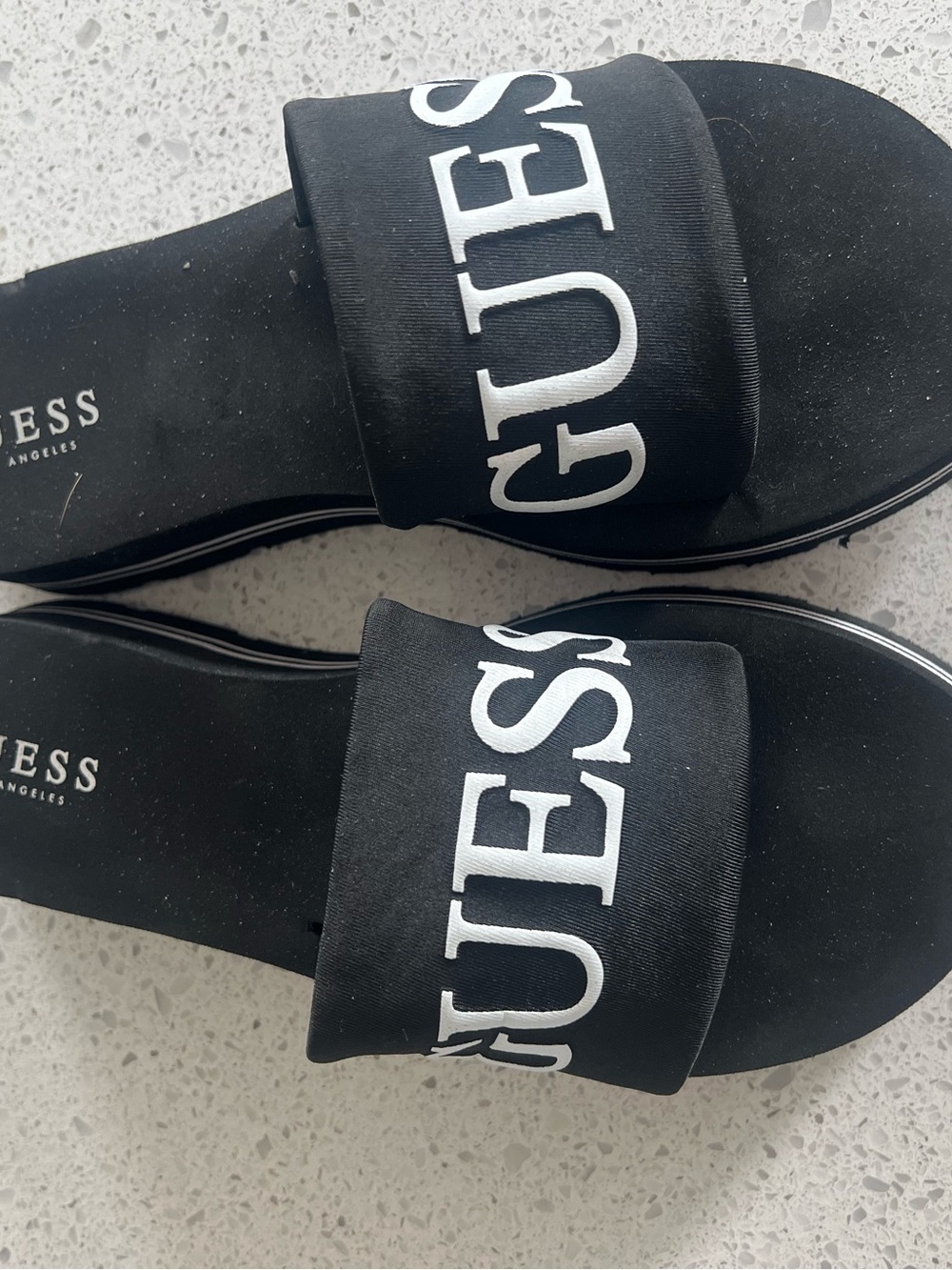 Guess Black Slide Sandals with White Logo **Very Good Condition** 🍒 Size 8.5/9 - Picture 4 of 6